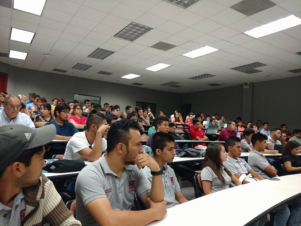 Asistentes Conferencias Congreso Software Libre 2016